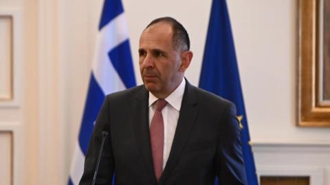 Βολές Γεραπετρίτη σε ιδιωτικά συμφέροντα για τον GSI-«Προσπαθούν να υπονομεύσουν το έργο»