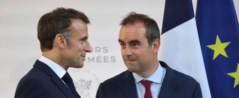 Τέσσερις Πρωθυπουργοί σε 14 μήνες στη Γαλλία-Ο Λεκορνί καλείται να σώσει τη χώρα από το χείλος της οικονομικής κρίσης