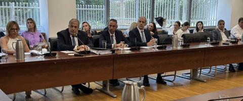 Χαρτσιώτης vs Σαββίδης για το διαχωρισμό εξουσιών-Καρφώνει υπουργό για απουσία επαρκούς διαλόγου ο Εισαγγελέας