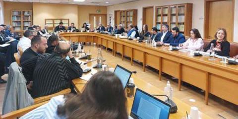 Αναγνώρισε τα κενά για τους συμβασιούχους εκπαιδευτικούς με θέματα υγείας η ΕΕΥ-Ετοιμάζει νομοσχέδιο το ΥΠΑΝ