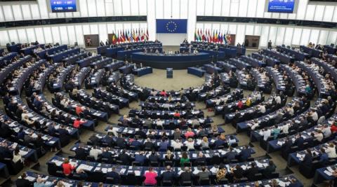 Το Ευρωκοινοβούλιο αρνήθηκε το λεπτό σιγής για τον Τσάρλι Κερκ-Ευρωβουλευτές χτυπούσαν έδρανα και φώναζαν