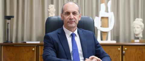 Ενδεχόμενο προληπτικού ελέγχου από το Ανώτατο για διαχωρισμό εξουσιών-Μήνυμα Χαρτσιώτη πως ο ΠτΔ δεν δεσμεύεται από συμβουλές του ΓΕ
