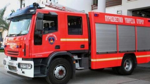 Πυρκαγιά σε οροφή κτηρίου του Πανεπιστημίου Κύπρου-Εκκένωσαν τις αίθουσες οι φοιτητές