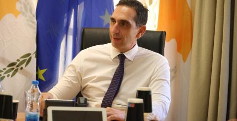 Συνάντηση υπουργού Εσωτερικών με τον Ευρωπαίο Επίτροπο Ενέργειας και Στέγασης στις Βρυξέλλες