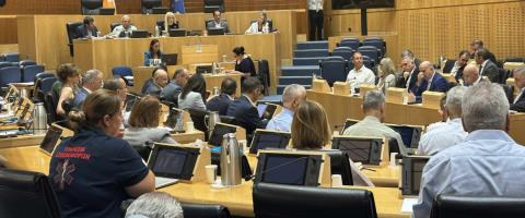 Τρία ανοιχτά μέτωπα στη νέα συνεδρία για την φονική πυρκαγιά-Στο επίκεντρο μαρτυρίες και απαντήσεις αρμοδίων
