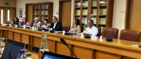 Μείωση της ύλης, αλλαγή στον τρόπο μαθήματος και ψηφιακό υλικό-Τα μέτρα ΥΠΑΝ για ανάπτυξη δεξιοτήτων