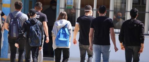 Δίωρη αποχή των μαθητών τη Δευτέρα-Διαμαρτυρίες για τα κλιματιστικά και τις υποδομές των σχολείων