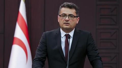 Επίθεση Ερχουμάν σε Ουστέλ για τη αναφορά του σε δύο κράτη-«Δεν θα εξηγήσουμε τώρα ότι 2+2 δεν κάνει 5, αλλά τέσσερα»