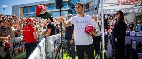 Αυξημένα μέτρα ασφαλείας για την κηδεία του Τσάρλι Κερκ-Ομιλίες Τραμπ και Βανς