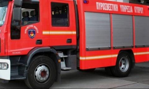 Στις φλόγες έξι ακινητοποιημένα οχήματα στην Αραδίππου