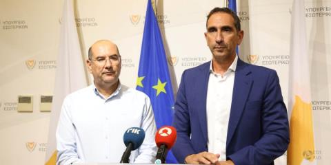 Απαντά στις αντιδράσεις για την εγκύκλιο για παρέμβαση των τοπικών Αρχών για συνθήματα ο Ιωάννου-Επικοινώνησε με Βύρα