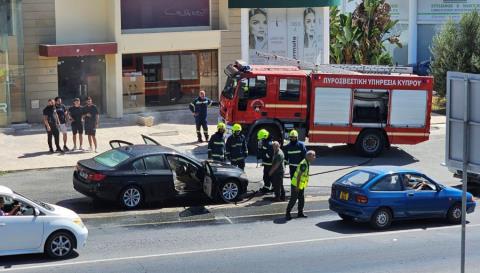 BINTEO: Φωτιά σε εν κινήσει όχημα στην Πάφο-Έρευνες για τα αίτια