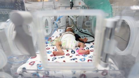 H UNICEF ζητά να απομακρυνθούν αμέσως από την Πόλη της Γάζας 25 βρέφη που νοσηλεύονται σε θερμοκοιτίδες
