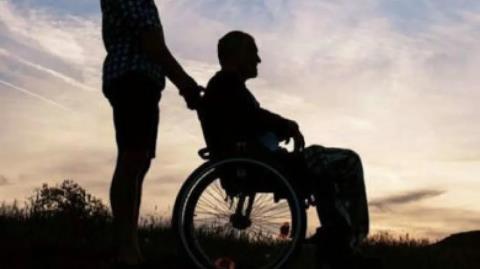 Η «Αγκαλιά Ελπίδας» εκφράζει ενστάσεις για νομοσχέδιο για άτομα με αναπηρία