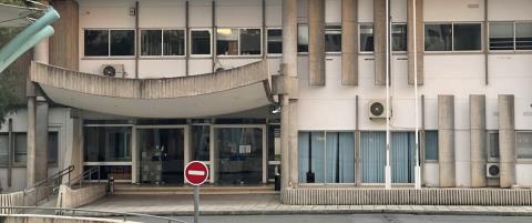 Αρνείται εμπλοκή στο φόνο η συμβία του 31χρονου-Δεν μπορούσαν να διαπιστωθούν χωρίς τη νεκροτομή τα τραύματα απαντά η Αστυνομία