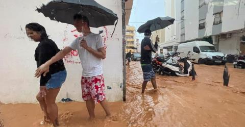 ΒΙΝΤΕΟ: Σε κόκκινο συναγερμό η Ίμπιζα λόγω καταρρακτώδους βροχής-Έκλεισαν σχολεία και παραλίες