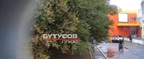 Η στιγμή που ουκρανικό drone επιτίθεται σε φιλορώσο αξιωματούχο