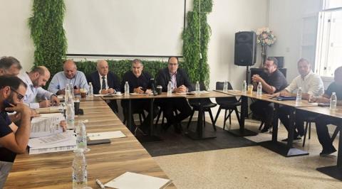 Πήγε Αυδήμου και ζήτησε επίσπευση της διάθεσης νέων τ/κ περιουσιών
