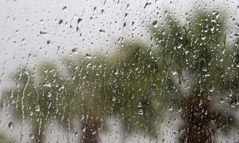 Σε ισχύ μέχρι τις 09:00 η κίτρινη προειδοποίηση-Πέφτει αισθητά την Πέμπτη
