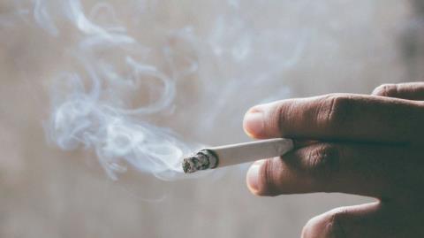 Φωτιά στις τιμές των τσιγάρων βάζει η ΕΕ-Σχέδιο για φόρο μέχρι και €3, μπορεί να ξεπεράσει τα €7 το πακέτο