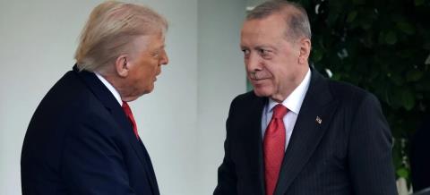 Ο Τραμπ εκτιμά πως με τη βοήθεια του Ερντογάν θα τερματιστεί ο πόλεμος ανάμεσα σε Ρωσία και Ουκρανία-«Τον σέβεται η Ρωσία»
