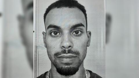 Χάθηκαν τα ίχνη 22χρονου από το κέντρο φιλοξενίας στην Κοφίνου (pic)