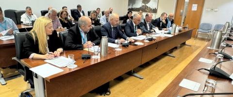 Χωρίς μηχανογραφικά συστήματα τα δημόσια νοσηλευτήρια-Οι τέσσερις κατηγορίες για εφημερία και φωνές για υποστελέχωση σε ΤΑΕΠ