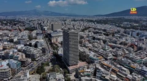 Έπεσε στο κενό 44χρονος από πύργο στην Αθήνα-Έρευνες ΕΛ.ΑΣ. για τις συνθήκες του θανάσιμου τραυματισμού του