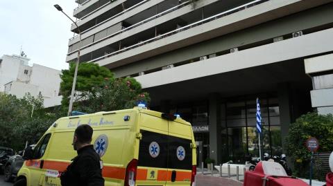 Θα γινόταν πατέρας σε λίγες ημέρες ο άνδρας που έπεσε από τον πύργο στους Αμπελόκηπους-«Νομίζαμε ότι έγινε έκρηξη»