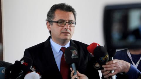 Τελευταία «προεκλογικά» μηνύματα Ερχιουρμάν-«Θα συνεχίσουμε με αποφασιστικότητα»