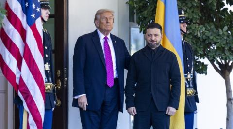 Ο Τραμπ κάλεσε τον Ζελένσκι να αποδεχθεί τους όρους της Ρωσίας ή να βρεθεί αντιμέτωπος με την καταστροφή