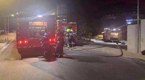 ΒΙΝΤΕΟ: Τυλίχθηκε στις φλόγες κατάστημα ηλεκτρονικών ειδών στον Στρόβολο
