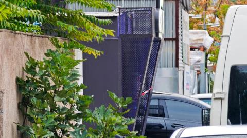 Παραδόθηκε ο δράστης της δολοφονίας του 37χρονου στο Περιστέρι