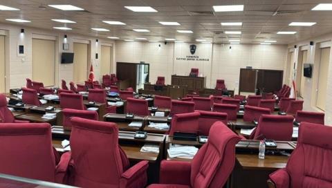 Πρόωρες «βουλευτικές» ζητούν δύο εκ των «συγκυβερνώντων» κομμάτων στα κατεχόμενα