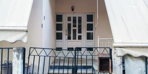 «Η μάνα μου είχε πολλούς συντρόφους. Με κακοποιούσε ψυχολογικά και σωματικά»-Όσα ισχυρίζεται ο 18χρονος που έπνιξε τη μητέρα του