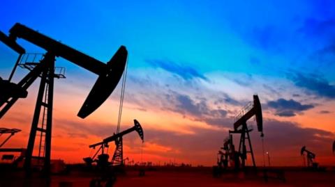 Νέες κυρώσεις των ΗΠΑ σε ρωσικές πετρελαϊκές εταιρείες-Άνοδος σχεδόν 3% στις τιμές