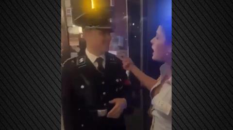 Χαμός με 33χρονο που ντύθηκε Ναζί στη Τζόρτζια-Τον εμπόδισαν να μπει σε κλαμπ, έσπασε με ποτήρι τη μύτη μιας γυναίκας