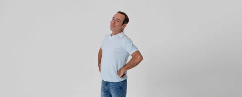 Σωτήρης Καλυβάτσης: «Δεν μου αρέσει να ριζώνω. Μου αρέσει να μπορώ να κόψω τους κάβους και να φύγω»