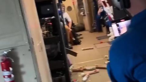 «Είστε όλοι καλά;»-Κυνηγοί τυφώνων ταρακουνήθηκαν άγρια από τις αναταράξεις του Μελίσσα