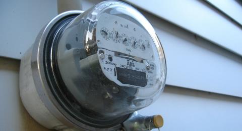 Συνεχίζει την εγκατάσταση έξυπνων μετρητών σε όλες τις επαρχίες η ΑΗΚ