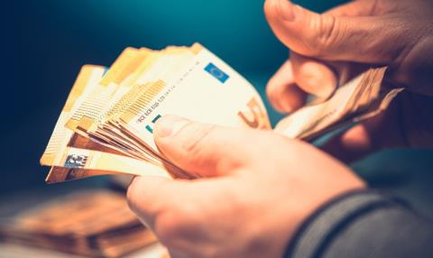 Αύξηση στα καθαρά νέα δάνεια τον Σεπτέμβριο, σταθεροποίηση στα επιτόκια