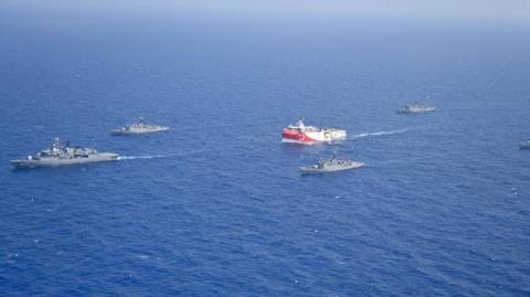 Η Τουρκία ετοιμάζει 300 γεωτρήσεις σε ξηρά, θάλασσα και «περιοχές αδειοδοτήσεων» του ψευδοκράτους