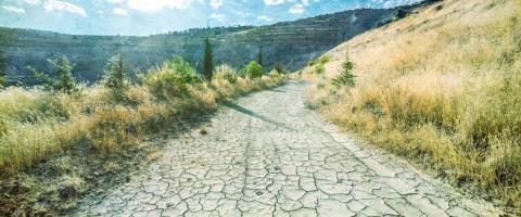 Το βάρος στις αφαλατώσεις, η λύση μέσω ΑΠΕ για μείωση του κόστους-Τα νέα εργαλεία στη μάχη για το υδατικό