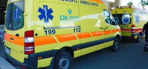 Όχημα αναποδογυρίστηκε στον αυτοκινητόδρομο, έκλεισε η μία λωρίδα-Στο νοσοκομείο ένα πρόσωπο