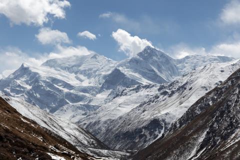 Τραγωδία στο Νεπάλ-Τουλάχιστον επτά νεκροί από χιονοστιβάδα