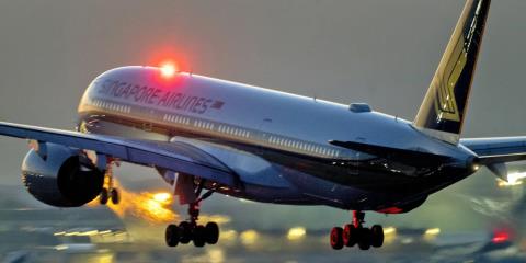 Η μεγαλύτερη πτήση στον κόσμο όπου οι επιβάτες παραμένουν δεμένοι σχεδόν 19 ώρες