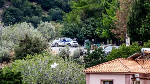 Παραδόθηκαν τα τρία καταζητούμενα αδέλφια για το μακελειό στα Βορίζια-Οδηγούνται στον εισαγγελέα