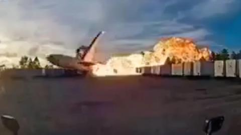 Η στιγμή της συντριβής του αεροσκάφους στο Κεντάκι-Έγειρε στο πλάι και έπιασε φωτιά