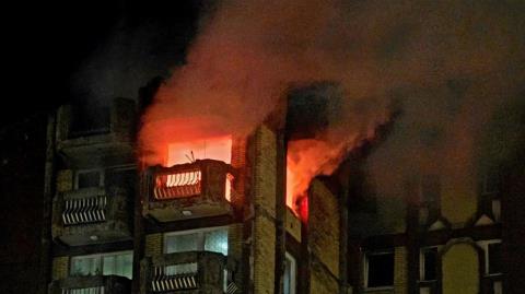 ΒΙΝΤΕΟ: Ένδεκα νεκροί και πάνω από 30 τραυματίες σε φωτιά σε οίκο ευγηρίας στη Βοσνία