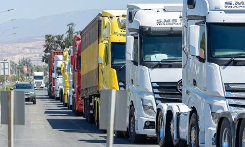 Προβληματισμός από ΚΕΒΕ για τις επιπτώσεις από την απεργία των μεταφορέων στα λιμάνια